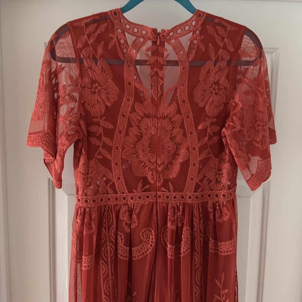 Perfect Maternity Dress for Photoshoot - Picture 6 of 6